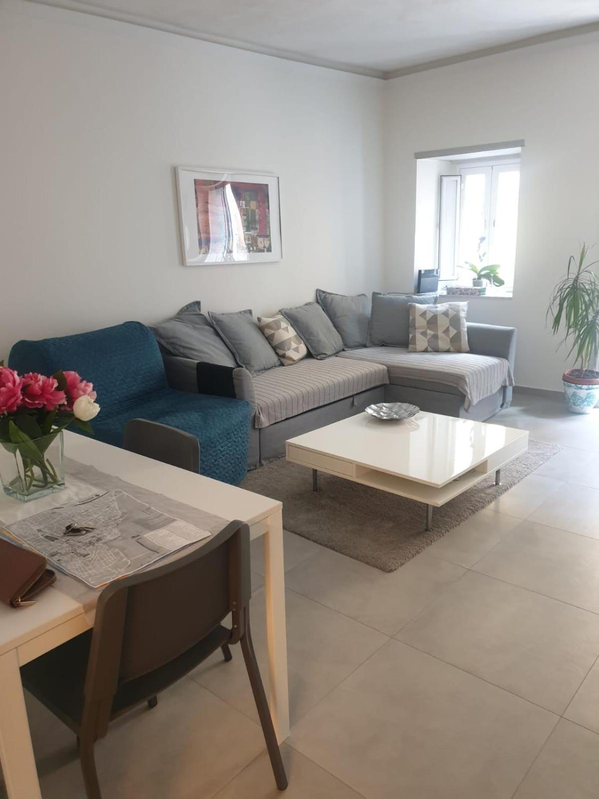 Teatro Massimo Bellini Nuovo2+3a/c Apartment